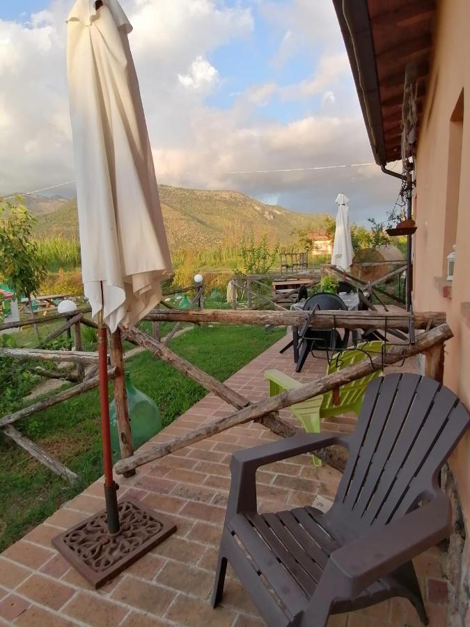 Casale Cavatella Bed & Breakfast Sermoneta Ngoại thất bức ảnh