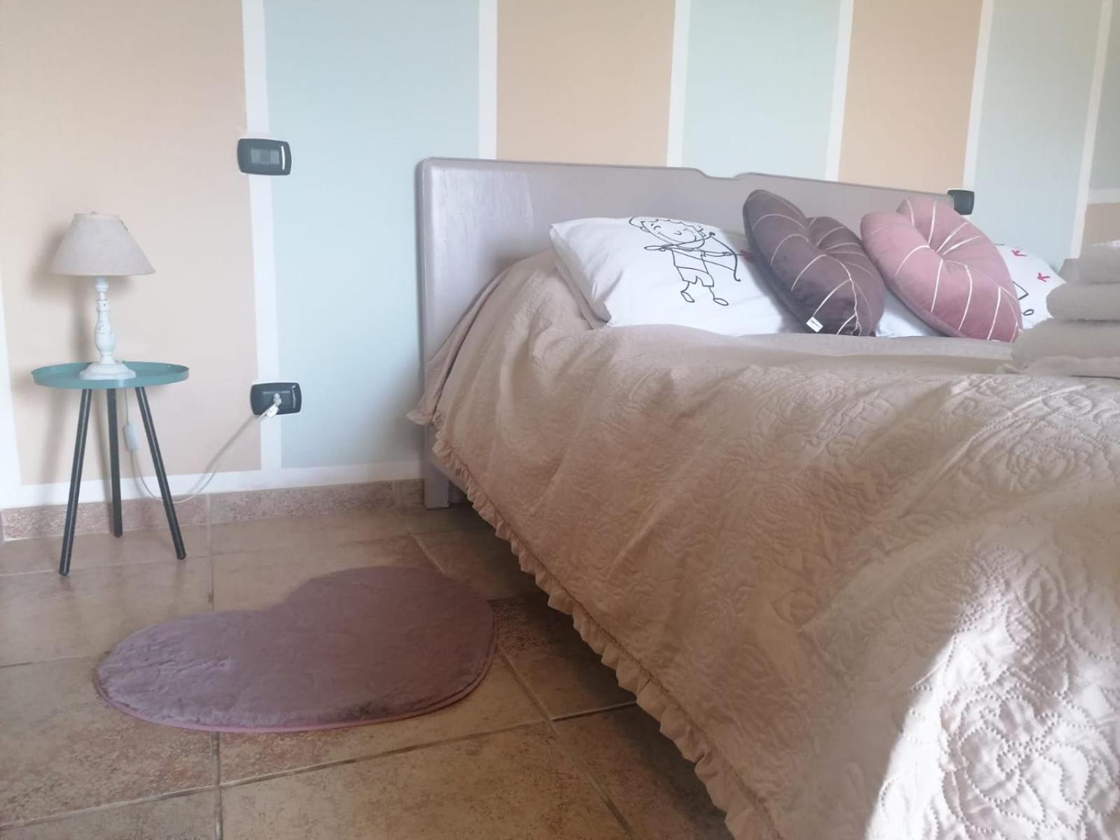 Casale Cavatella Bed & Breakfast Sermoneta Ngoại thất bức ảnh