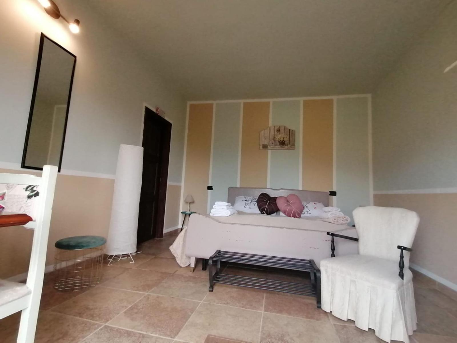 Casale Cavatella Bed & Breakfast Sermoneta Ngoại thất bức ảnh