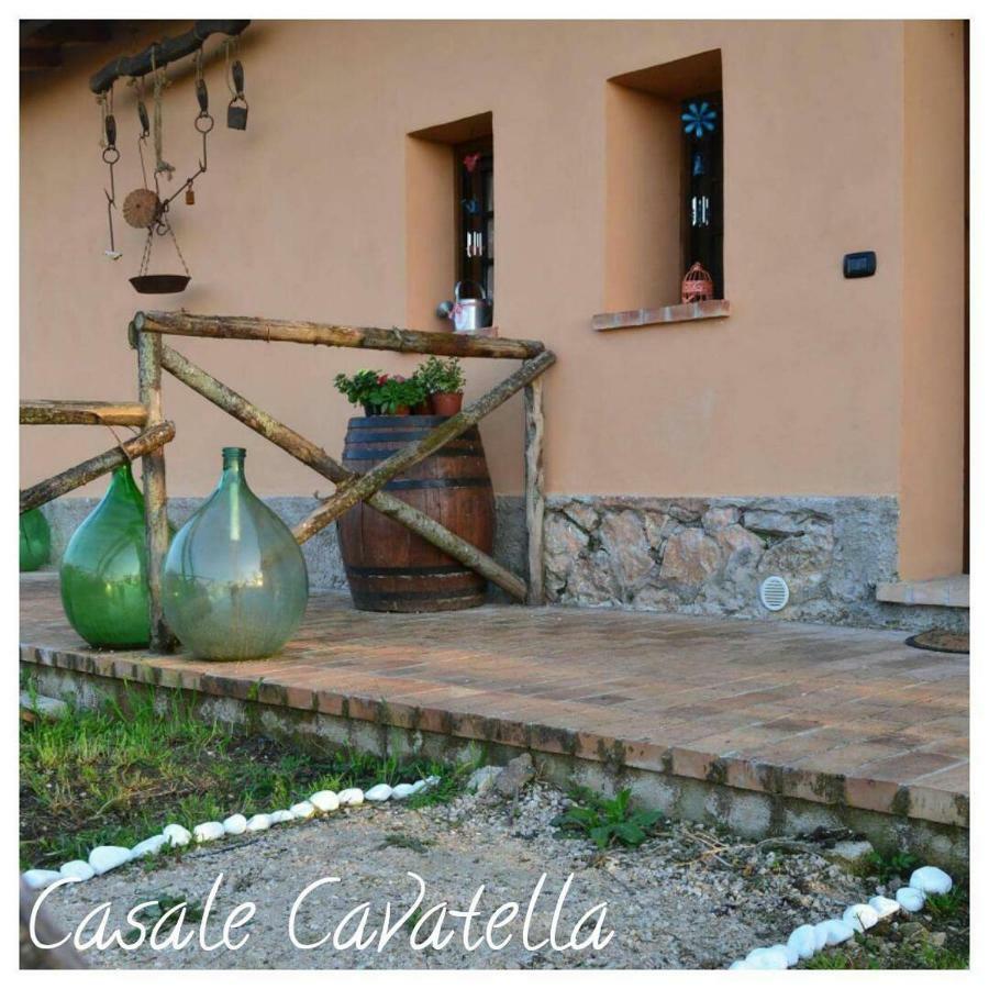 Casale Cavatella Bed & Breakfast Sermoneta Ngoại thất bức ảnh