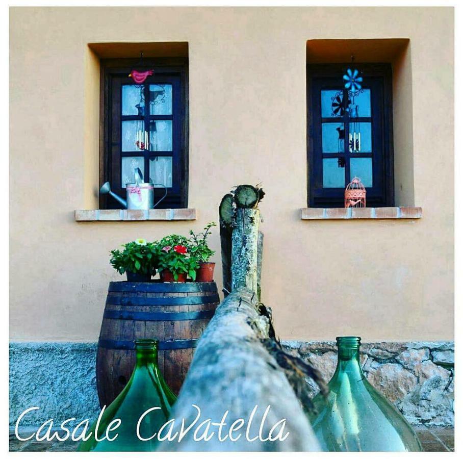 Casale Cavatella Bed & Breakfast Sermoneta Ngoại thất bức ảnh